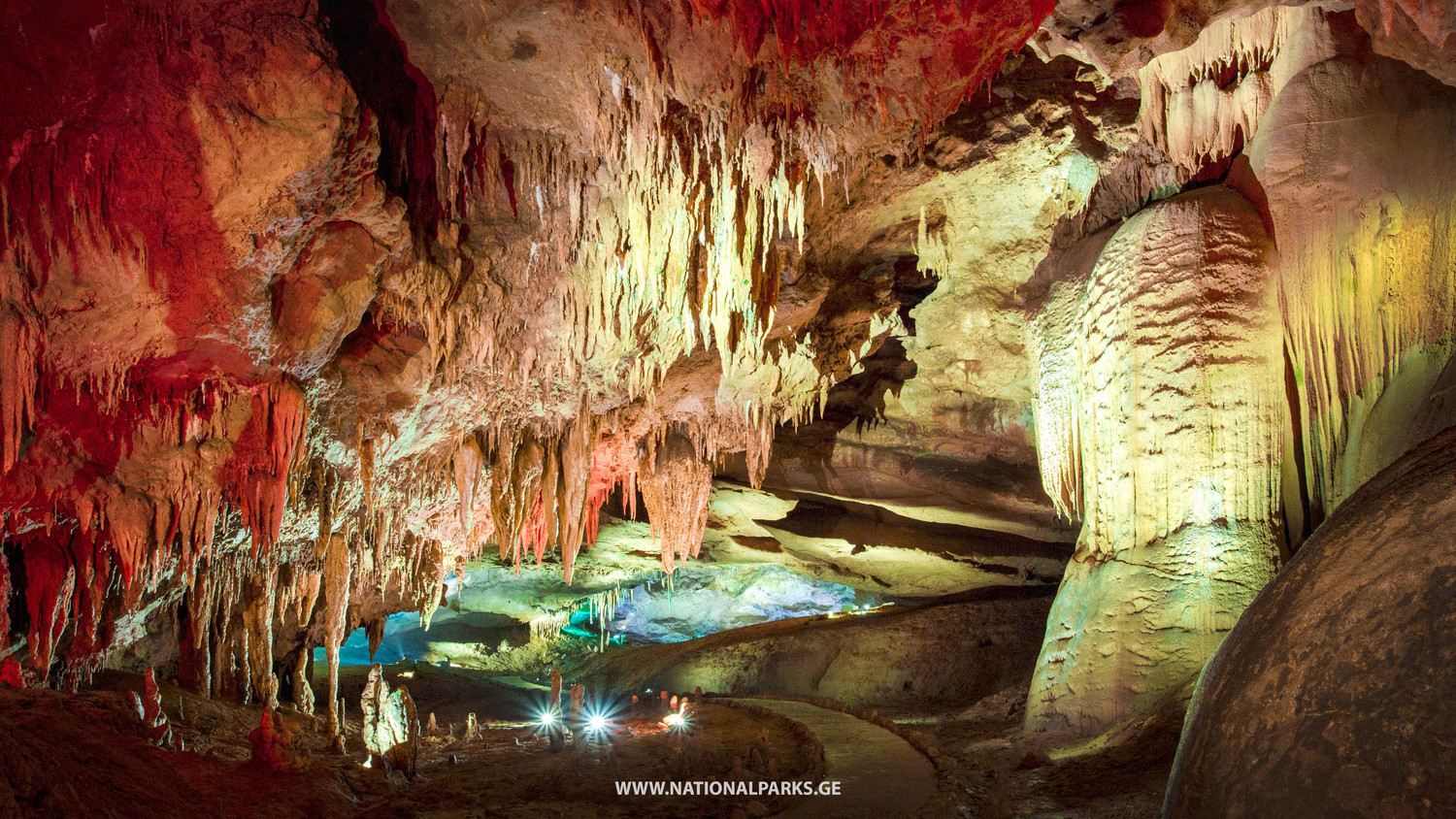 Карстовые пещеры Прометея